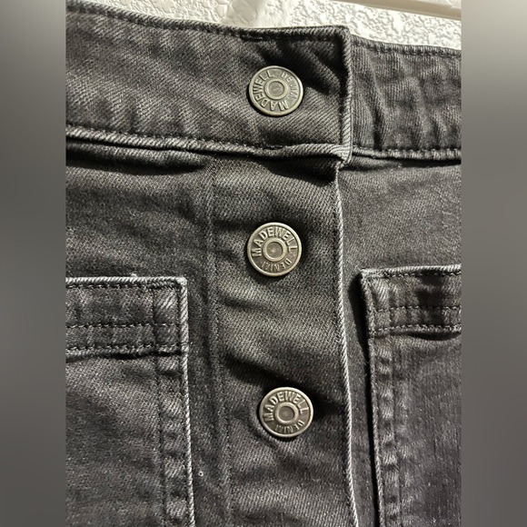 Madewell women’s black denim skirt, front buttons. Size 28 - Picture 4 of 5